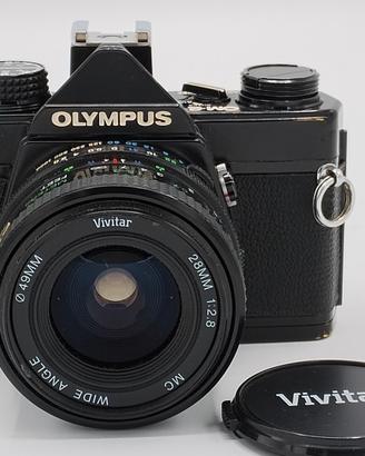 OLYMPUS  OM2  reflex a pellicola 35mm