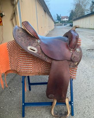 Sella western da barrel 16 pollici marca Double C