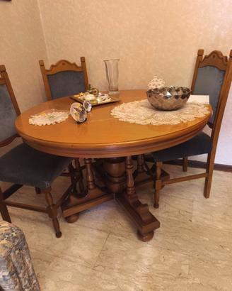 Tavolo rotondo allungabile con 4 sedie