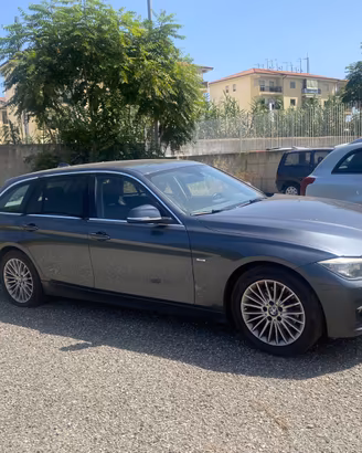 BMW Serie 3 Touring 320d Luxury – Automatica – 300