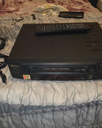 videoregistratore aiwa ben tenuto. funzionante 