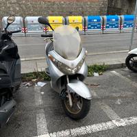 Suzuki Burgman UH 125