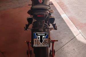 Triumph Street Triple - 2011