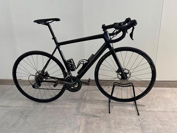bici FOCUS CAYO carbonio