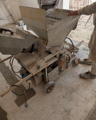 Intonacatrice monofase