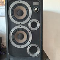 Diffusori WHARFEDALE E30