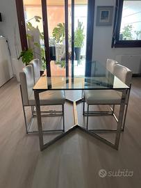 Tavolo piu 4 sedie