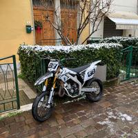 Suzuki Valenti Sm 50
