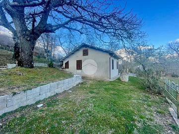 CASA INDIPENDENTE A STRONCONE