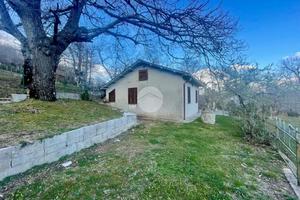 CASA INDIPENDENTE A STRONCONE