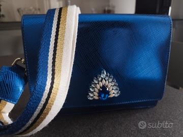 Brand: GUM Design
Collezione: Gianni Chiarini Desi