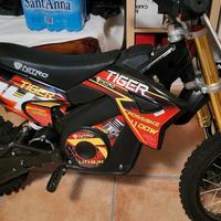 moto elettrica da ragazzo