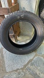 Due Gomme Pirelli antineve 175/65 R15 88H M•S