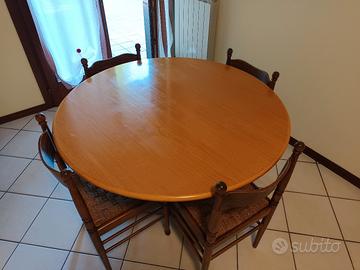 Tavolo 120x80 con sedie