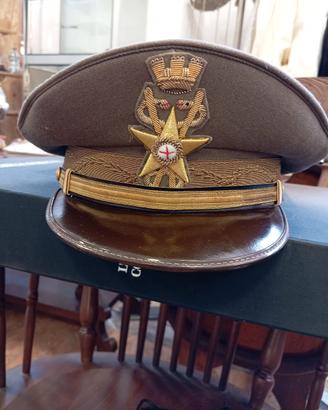 Cappello militare  vintage da Ufficiale Medico
