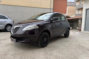 Lancia Ypsilon 0.9 TwinAir 85 CV 5 porte Metano Ec