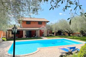 VILLA SINGOLA A VELLETRI