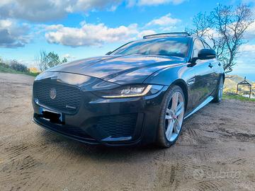 Jaguar XE R-Dynamic 2.0 180CV -2020-Full optional,