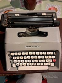 Macchina da scrivere Olivetti Lettera 35 l