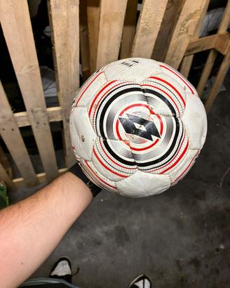 PALLONE CALCIO LOTTO LEGGI!