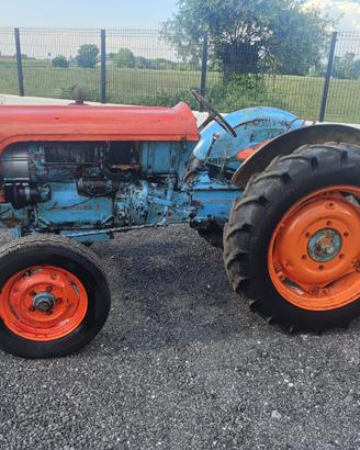 Trattore lamborghini 3352R