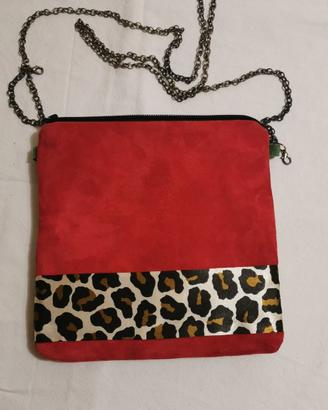 Pochette con tracollina Claudia Giannini