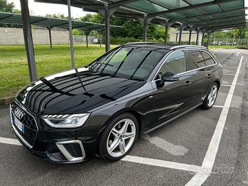 AUDI A4 AVANT 2.0 35 TDI 163CV S LINE - Anno 2022