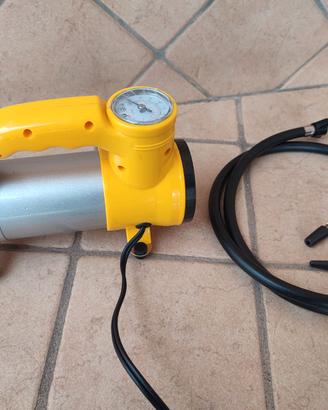 Compressore aria auto 12V con manometro portatile