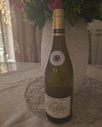 Vino bianco Chablis 2020  100% Chardonnay 