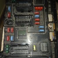 centralina  interna vano motore citroen c3