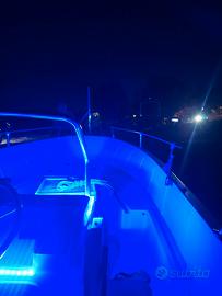 Barca  doppio fondo 5 mt