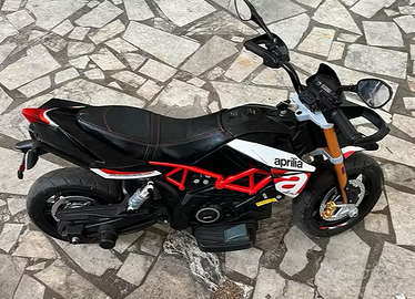 Moto per Bambini elettrica APRILIA DORSODURO 12V