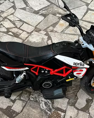Moto per Bambini elettrica APRILIA DORSODURO 12V