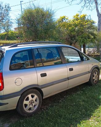 Opel Zafira 1600 gpl/benzina