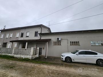 Campolongo Maggiore:Casa singola laboratorio e mag