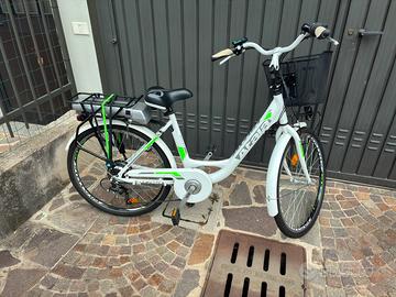 City bike elettrica Atala e-run