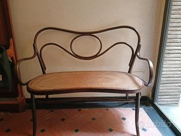 Panca Thonet Mundus Austria