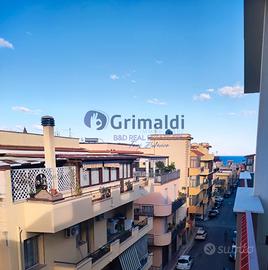 Aspra Mare 3 vani + servizi [AM/8_94]