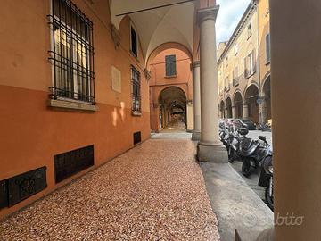 Immobile di 85 m² con 3 locali a Bologna