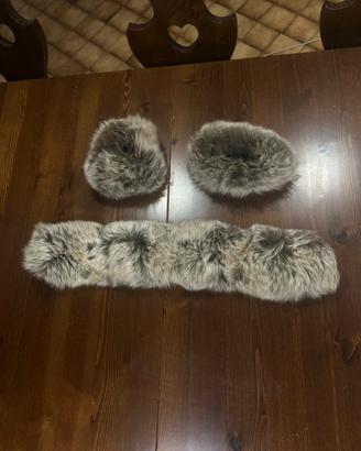 Collo e polsini in pelle di volpe
