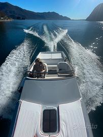 Barca motore entrobordo