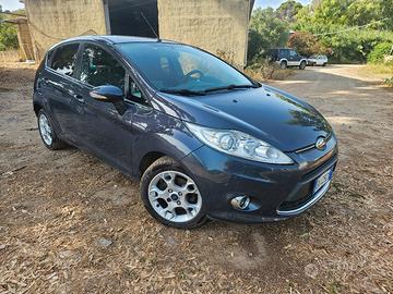 Ford Fiesta serie 6.  1.4 tdci