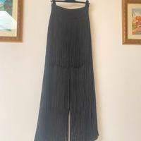 Pantaloni eleganti con frange