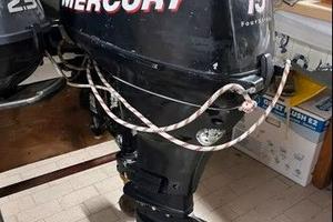 Motore fuoribordo 15CV Mercury