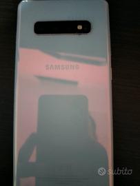 Samsung s10 plus con schermo guasto 