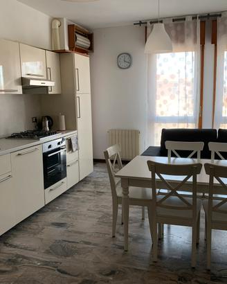 Padova via Anfossi euro 350 mensili stanza doppia
