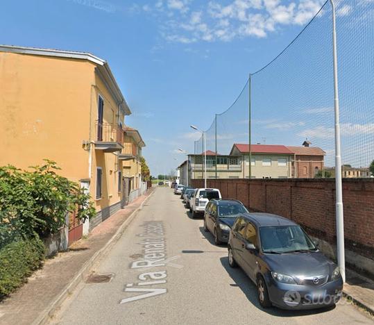 Quadrilocale con garage e giardino in comune - ver