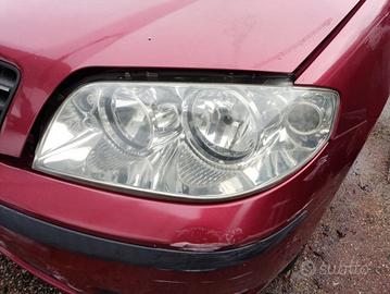 Proiettore sinistro FIAT PUNTO 3 del 2004