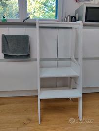 Torre montessoriana bianca