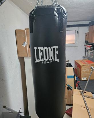 Sacco da Boxe LEONE 1947 – 30 kg, usato 3 volte